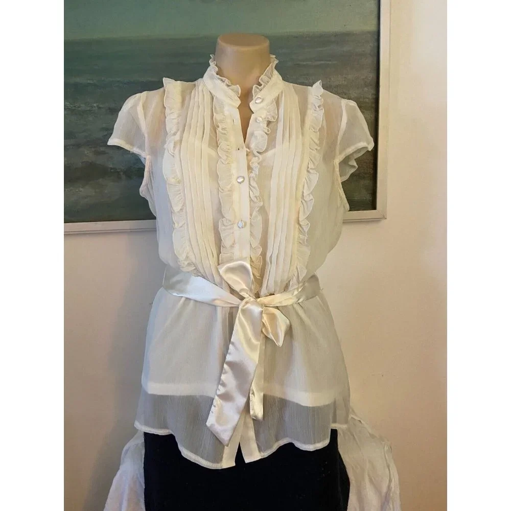 🌱   pretty creamy white lace Blouse women’s top matching silky cami NEW - Picture 3 of 14